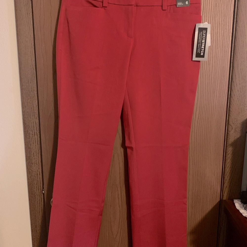 NWT! Ny&co red dress pants
